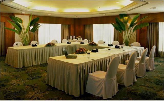 تور مالزی هتل سری پسیفیک - آژانس مسافرتی و هواپیمایی آفتاب ساحل آبی
